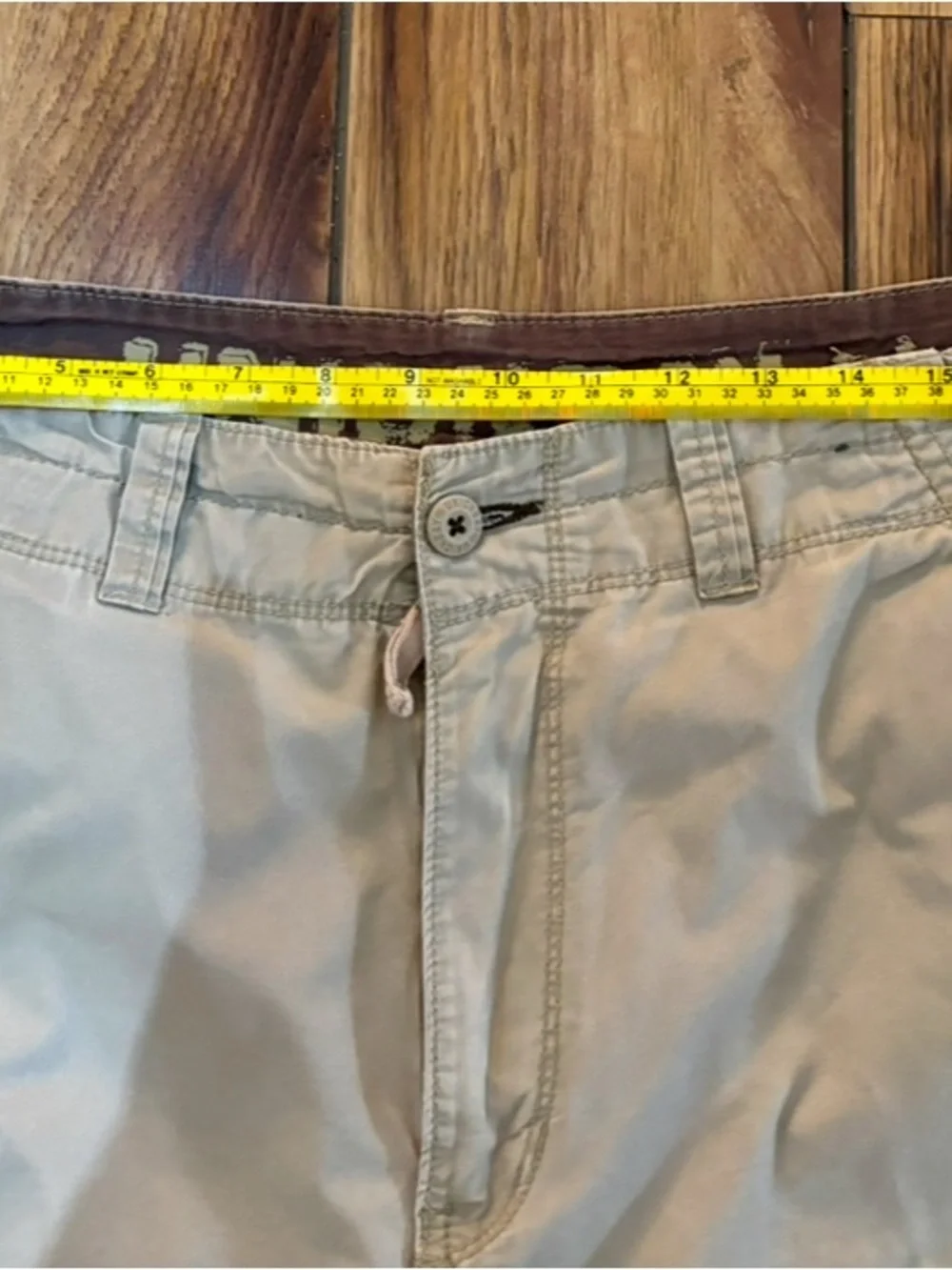 UNIONBAY Mens Utility Cargo Shorts Beige Khaki Cotton Faded Sz 34(Actual 36)